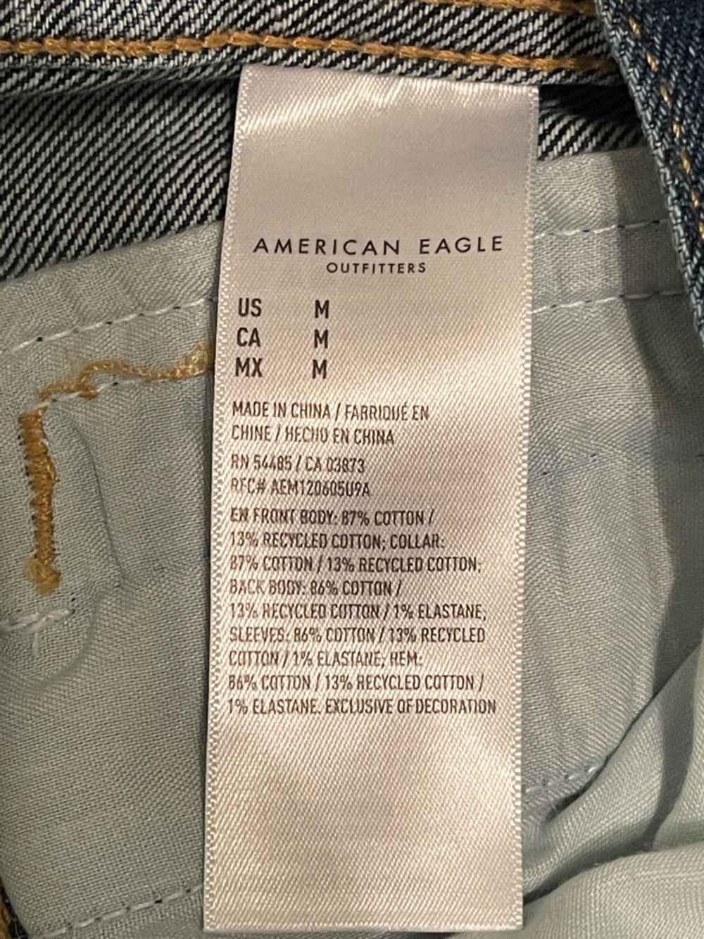 American Eagle Outfitters Light Wash Denim Jacket - Pale Blue Size Medium NWT - Picture 7 of 12